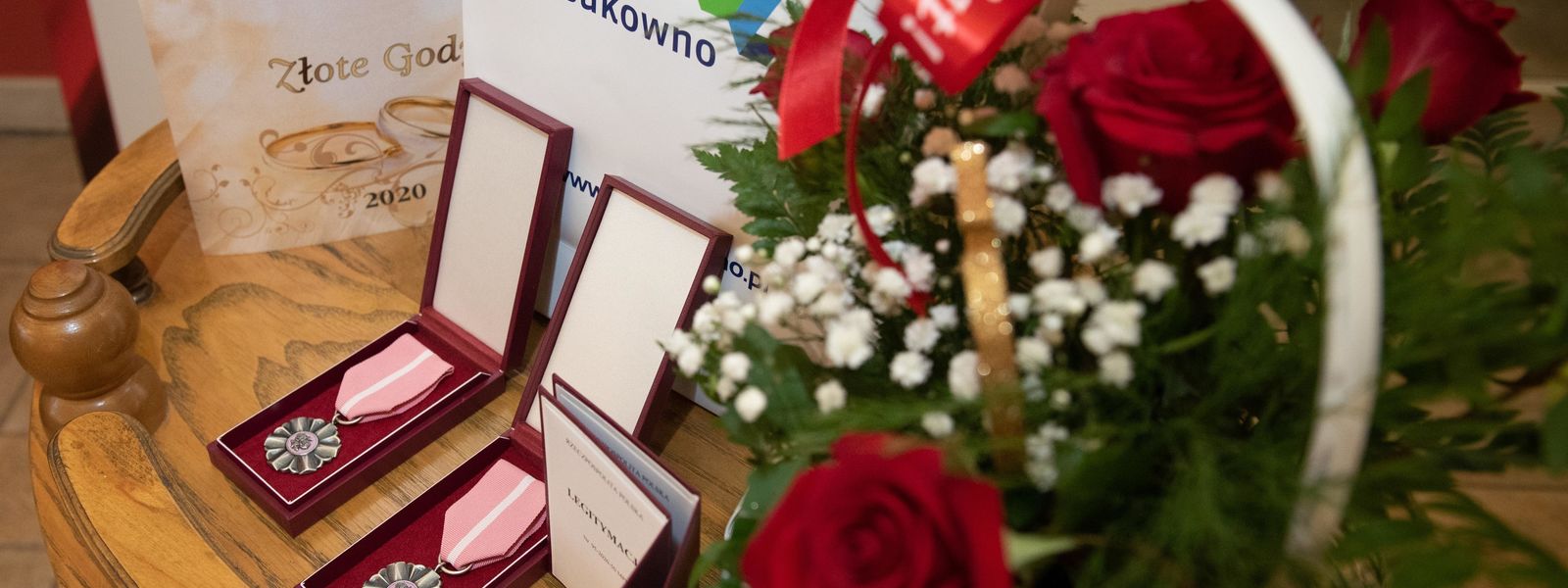 Informacja Burmistrza Miasta Bukowno w sprawie przedłużającej się procedury uzyskania medali za długoletnie pożycie