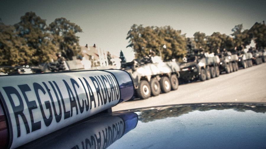 Obraz dla aktualności o tytule: KOMUNIKAT Dowództwa Generalnego Rodzajów Sił Zbrojnych - Wzmożony ruch kolumn pojazdów wojskowych