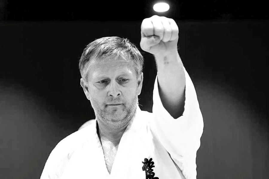 Obraz dla aktualności o tytule: Pogrzeb Ś.p. Sławomira Kieresa, Wiceprezesa Klubu Kyokushin Karate w Bukownie odbędzie się w 10 grudnia br. o godz. 14.00 w Kościele Polskokatolickim w Bukownie.