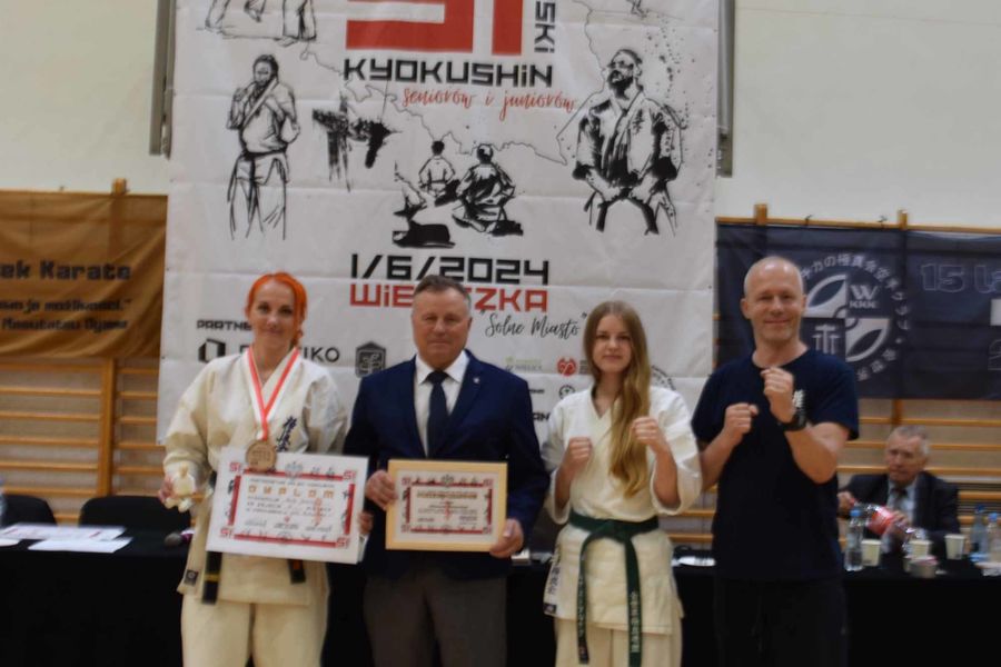 Obraz dla aktualności o tytule: Brązowy medal zdobyła zawodniczka z Klubu Kyokushin Karate w Bukownie na 51 Mistrzostwach Polski Karate Kyokushin w Wieliczce