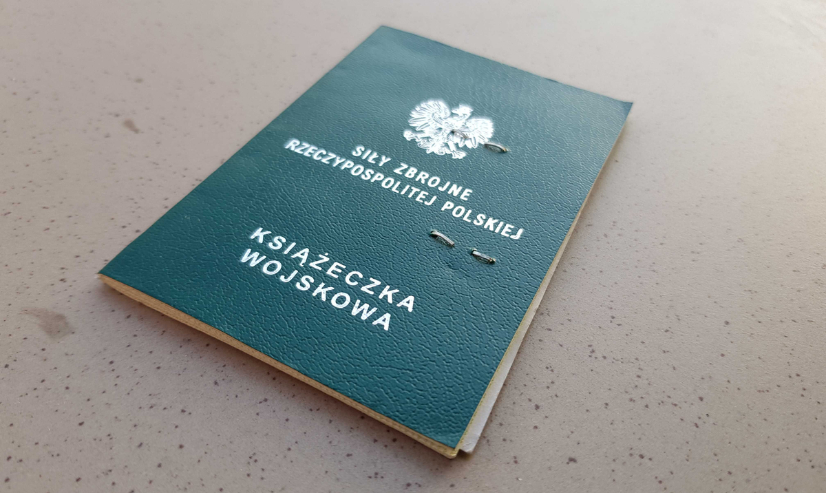 Zdjęcie książeczki wojskowej.